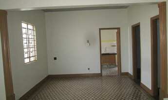 Imagem 4: BAIRRO BOA VISTA - CASA COMERCIAL COM 5 SALAS NA FRENTE E 2 NOS FUNDOS - PROX. AV. BADY BA