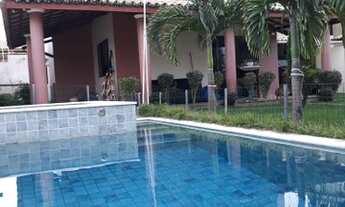 Imagem 2: Casa a venda em Buraquinho,4/4,suíte com closet,piscina