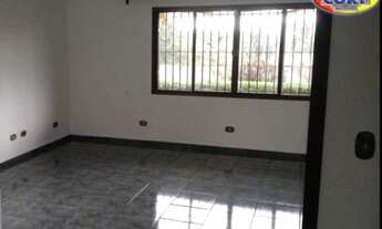 Imagem 5: Locação de casa em amplo terreno no Jardim Planalto em Arujá!!!