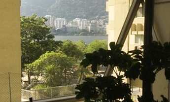 Imagem 2: Apartamento para venda tem 140 metros quadrados com 4 quartos em Lagoa - Rio de Janeiro