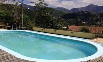 Imagem 2: Casa em Nogueiras com excelente localização!