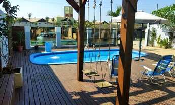 Imagem 5: Casa para aluguel possui 200 metros quadrados com 4 quartos em Praia de Mariscal - Bombinh