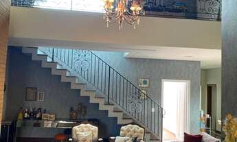 Imagem 4: Casa de condomínio sobrado para venda tem 450 metros quadrados com 5 quartos