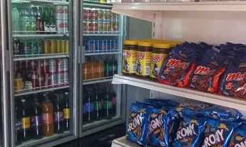 Imagem: Mercadinho a venda, no setor Irmã Dulce