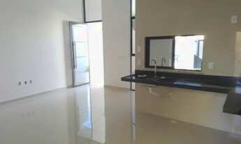 Imagem 7: Casa plana com 107m² e três suítes