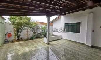 Imagem 2: Casa Térrea Jardim Castelo Branco II Casa com 2 quartos, sala , banheiro é amplo e possui