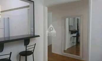 Imagem 7: Dois quartos reformados - quadra da praia Copacabana