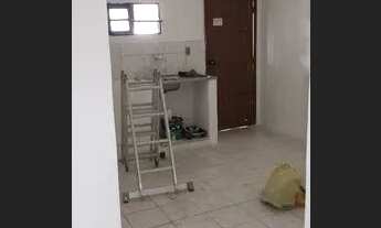 Imagem 5: Casa no primeiro andar em rua pública av. Tomé de Souza