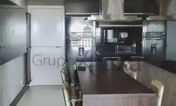 Imagem 7: Apartamento para venda possui 194 metros quadrados com 3 quartos