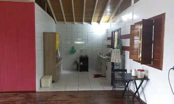 Imagem 2: Casa em área comercial