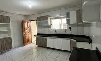 Imagem: Casa duplex no bairro Zabelê (Cidade Serrana)