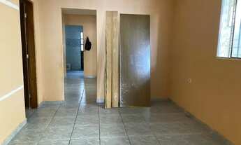 Imagem 3: ALUGA-SE CASA NO VASCO DA GAMA - 03 QUARTOS, 02 SALAS, 01 COZINHA E 01 BANHEIRO