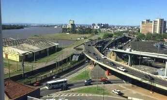 Imagem: Sala comercial reformada no centro de Porto