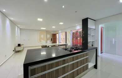 Imagem 7: Excelente casa para Locação e Venda, Residencial ou Comercial, Localizado na Vila Mesquita