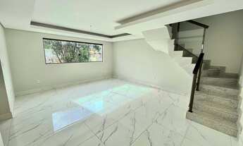 Imagem 7: CASA GEMINADA DE ESQUINA, DUPLEX COM ENTRADA PELAS DUAS LATERAIS, LOCALIZADA NO BAIRRO SAN