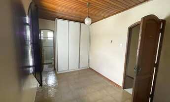 Imagem 3: CASA NO DOM PEDRO COM 350M², 3 QUARTOS SENDO 1 SUITE