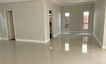 Imagem 2: Casa de condomínio sobrado para aluguel e venda tem 240 metros quadrados com 3 quartos