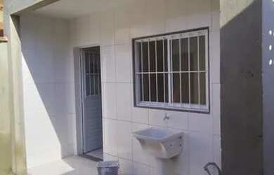 Imagem 2: Casa para venda possui 80 metros quadrados com 2 quartos em Jardim Palmares - Nova Iguaçu