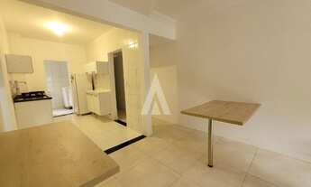 Imagem 2: Apartamento 2 quartos, semi-mobiliado com ar-condicionado no Anita Garibaldi