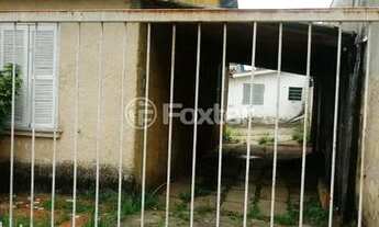 Imagem 2: Casa à venda Rua Marechal José Inácio da Silva, Passo da Areia - Porto Alegre