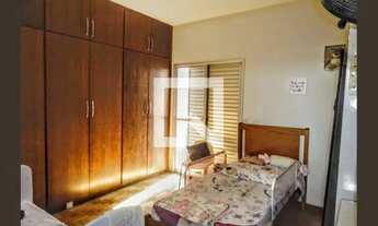 Imagem 3: Casa à Venda - Sagrada Família, 4 Quartos, 195 m2