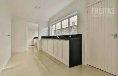 Imagem 8: CASA DE ESQUINA PARA LOCAÇÃO EM ALPHAVILLE - RESIDENCIAL ALPHAVILLE 03