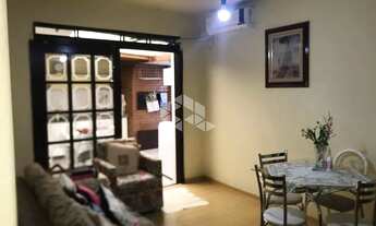 Imagem 2: Apartamento de 2 dormitórios em Porto Alegre