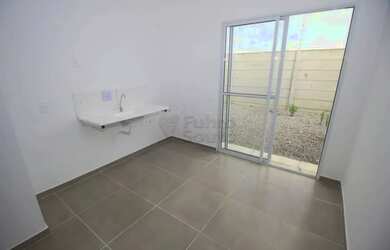 Imagem 4: Casa Ampla e Iluminada com 2 Dormitórios no Residencial Altos dos Jerivás