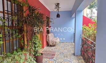 Imagem 2: Casa reformada, charmosa e colorida na Vila Mariana