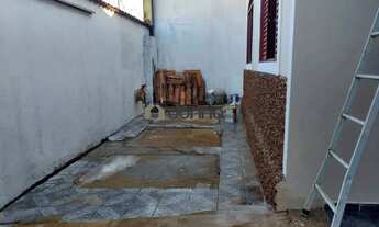 Imagem 7: Casa à venda em Uberaba (Conjunto José Vallim de Melo) 3 quartos, suíte, 2 vagas