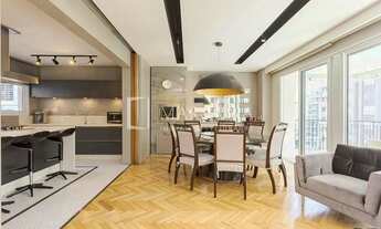 Imagem 7: Apartamento com 4 quartos sendo 2 suítes, 4 vagas e depósito, em frente a praça do Japão