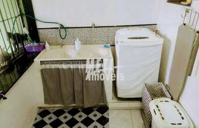 Imagem 2: Casa com 6 dormitórios à venda, 263 m² por R$ 750.000,00 - Parque Jóquei Club - Campos dos