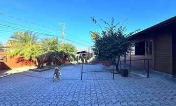 Imagem 3: Casa com 3 quartos, sendo 2 Suítes e 230m² - Centro