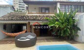 Imagem: Casa de condomínio em Rua Gustavo de Oliveira