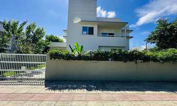 Imagem: Casa com 3 Quartos, Suíte e Churrasqueira