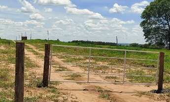 Imagem 5: Tenha Sua Chácrinha ou Sua Área de Veraneio com 1.746 m², Próximo a Campo Grande