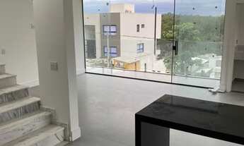 Imagem 4: Casa de condomínio sobrado para venda possui 239 metros quadrados com 4 quartos