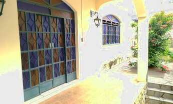 Imagem 4: Casa Geminada No Centro - com 04 quartos e Quintal