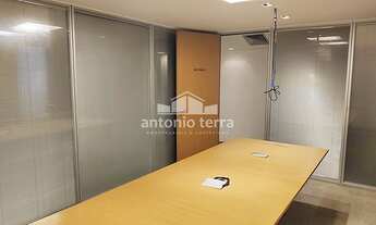 Imagem 7: Mobiliado.Andar corporativo para aluguel possui 245 metros quadrados em Centro - Rio de Ja