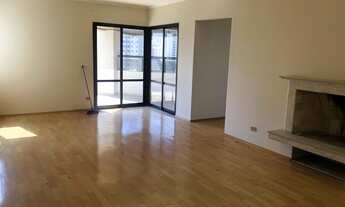 Imagem 2: Apartamento de 213m² com 04 suítes