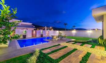 Imagem: Casa de alto padrão, em condomínio fechado