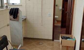 Imagem 2: Vazio! Ótima planta, salão em 02 ambientes, na melhor rua do Ingá