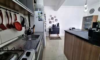 Imagem 7: Apartamento com 2 dormitórios, 1 suíte no bairro Coqueiros em Florianópolis/SC