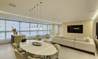 Imagem 6: APARTAMENTO com 3 dormitórios à venda com 431.1m² por R$ 5.600.000,00 no bairro Água Verde