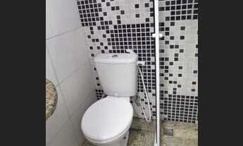 Imagem 3: Alugo excelente casa com 2 quartos sendo uma suíte