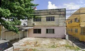 Imagem: APTO 3 QTOS DEP PRÓXIMO AO COLÉGIO SANTOS