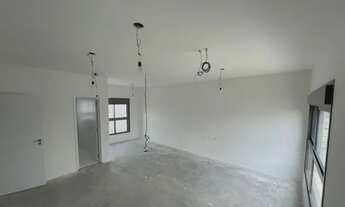 Imagem 3: Casa de condomínio para venda possui 425 metros quadrados com 4 quartos