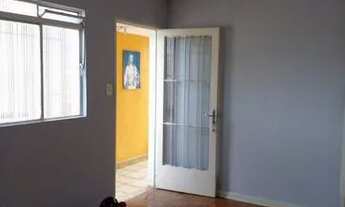 Imagem 2: ALUGA-SE CASA TÉRREA C/ GARAGEM E TERRAÇO