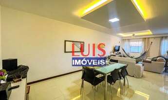 Imagem 3: Maravilhosa casa triplex com 4 dormitórios à venda, 216 m² por R$ 820.000 - Itaipu - Niter