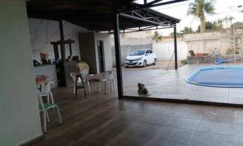 Imagem 3: Residencial Paraíso Conjunto E, 3 quartos 1 suite laje lote 400m² piscina e churrasqueira